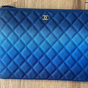 Chanel Ombré Caviar O-Case